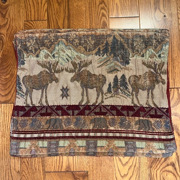 moose bear mountain scene tapestry placemats set of 4 - Picture 1 of 10